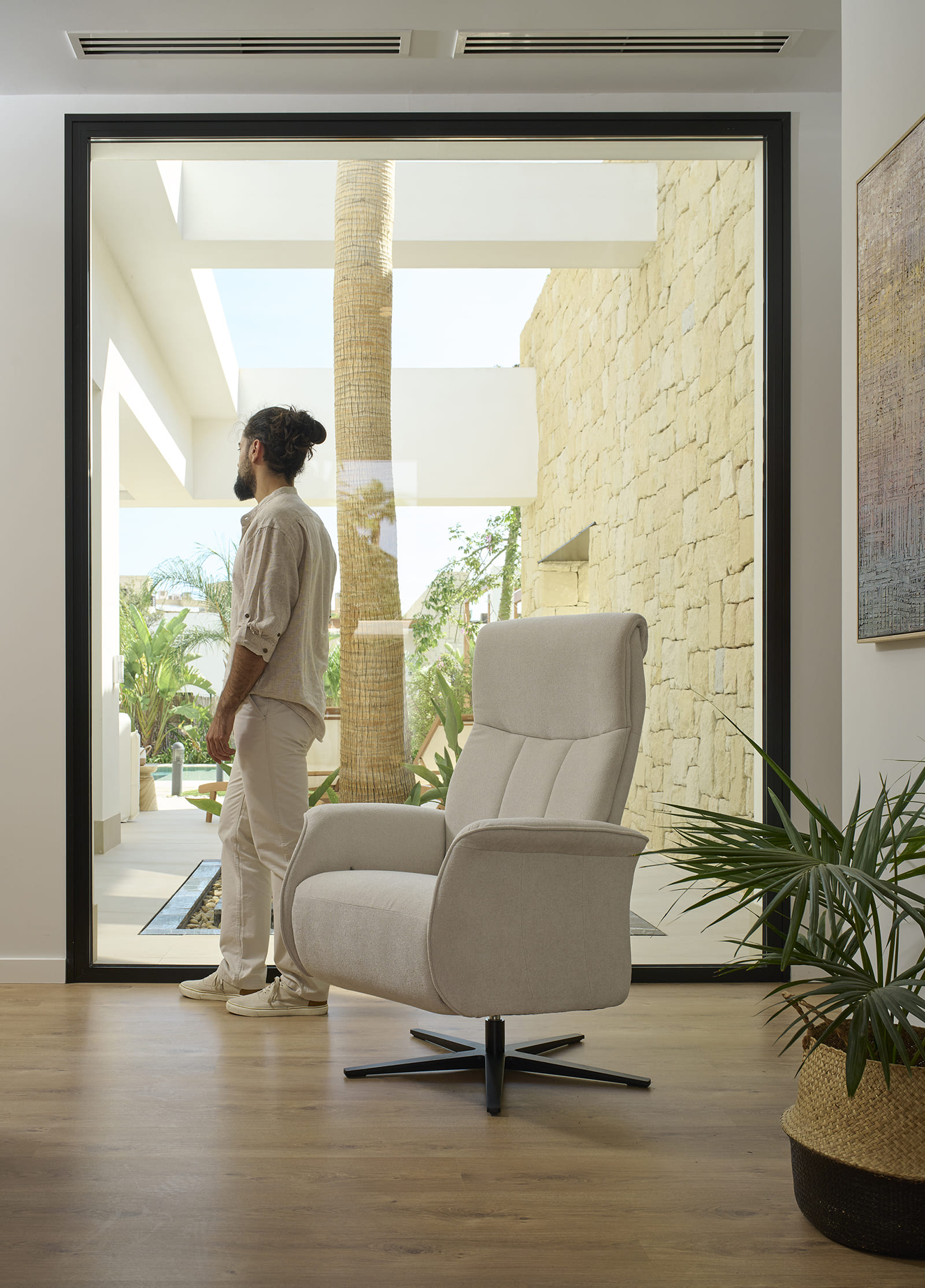 Mopal-exterior-65-GALA